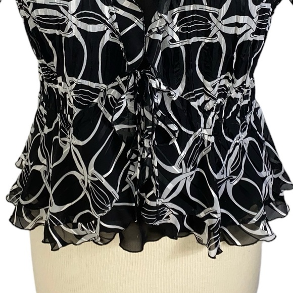 Lane Bryant 14/16 Sheer Tie Waist Ruffle Collar and Black Tank - Picture 7 of 7